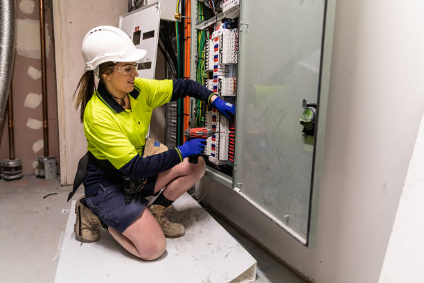 Best Affordable Electrician  in Chipley, FL